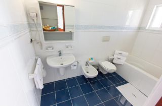 Hotel Sol Dominicus bathroom Hotel Sol Dominicus bathroom
